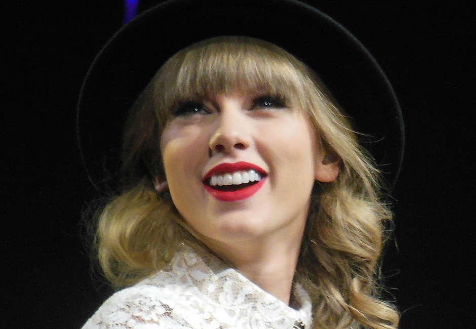 taylor_swift_red_tour_2_2013